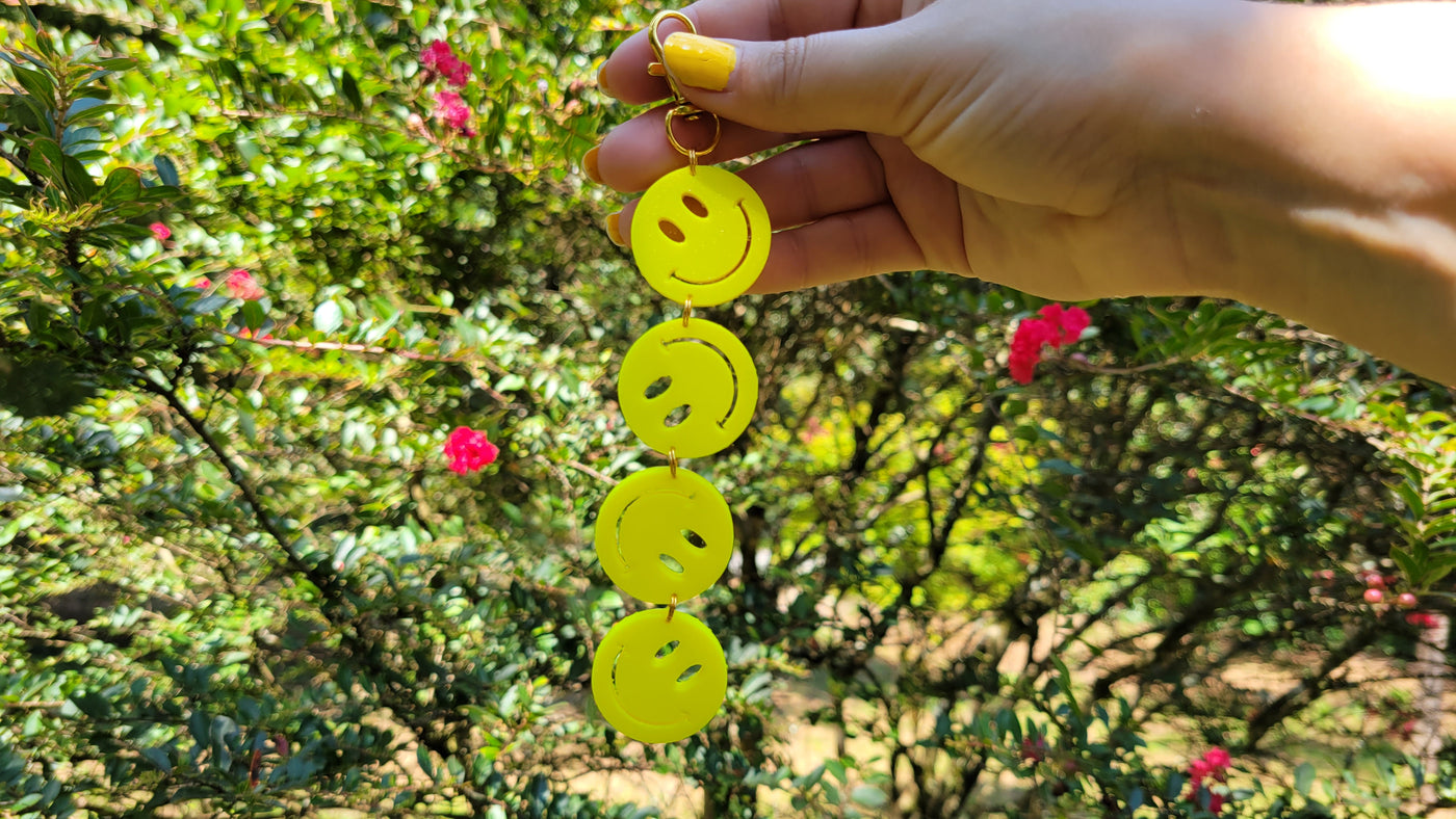Rolling Smiley Face Keychain